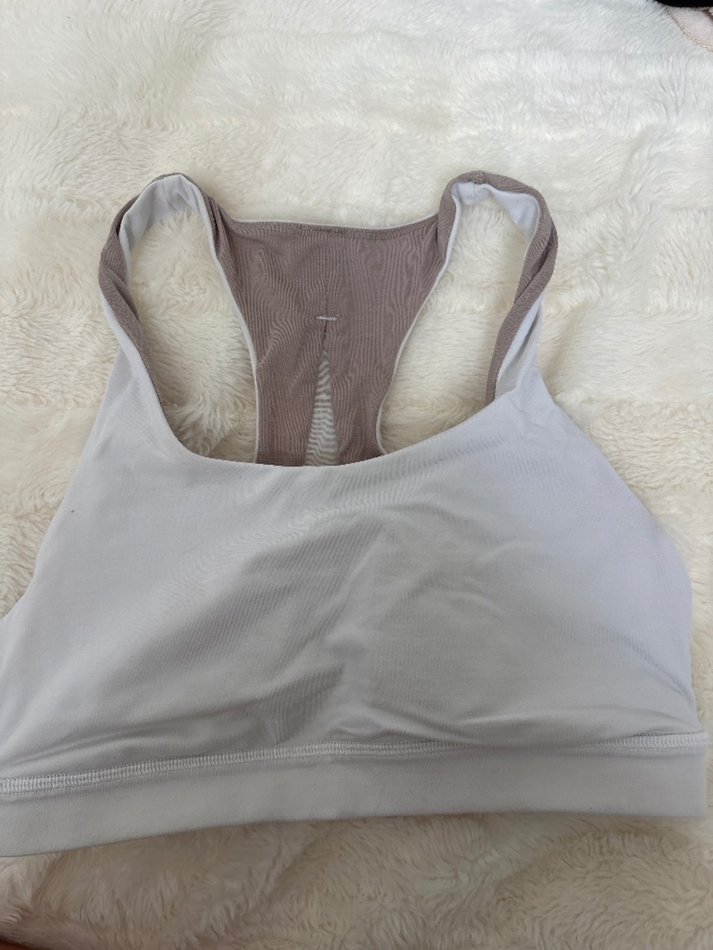 Lululemon sports bra